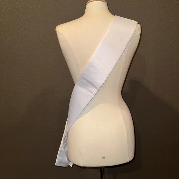 The Radiant 'Bride-To-Be' Sash By The Sash Company - Picture 6 of 12